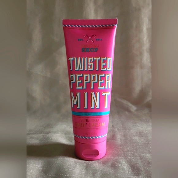 Bath & Body Works Twisted Pepper Mint body cream 226g (8 oz) ☆Authentic☆ - Picture 1 of 2
